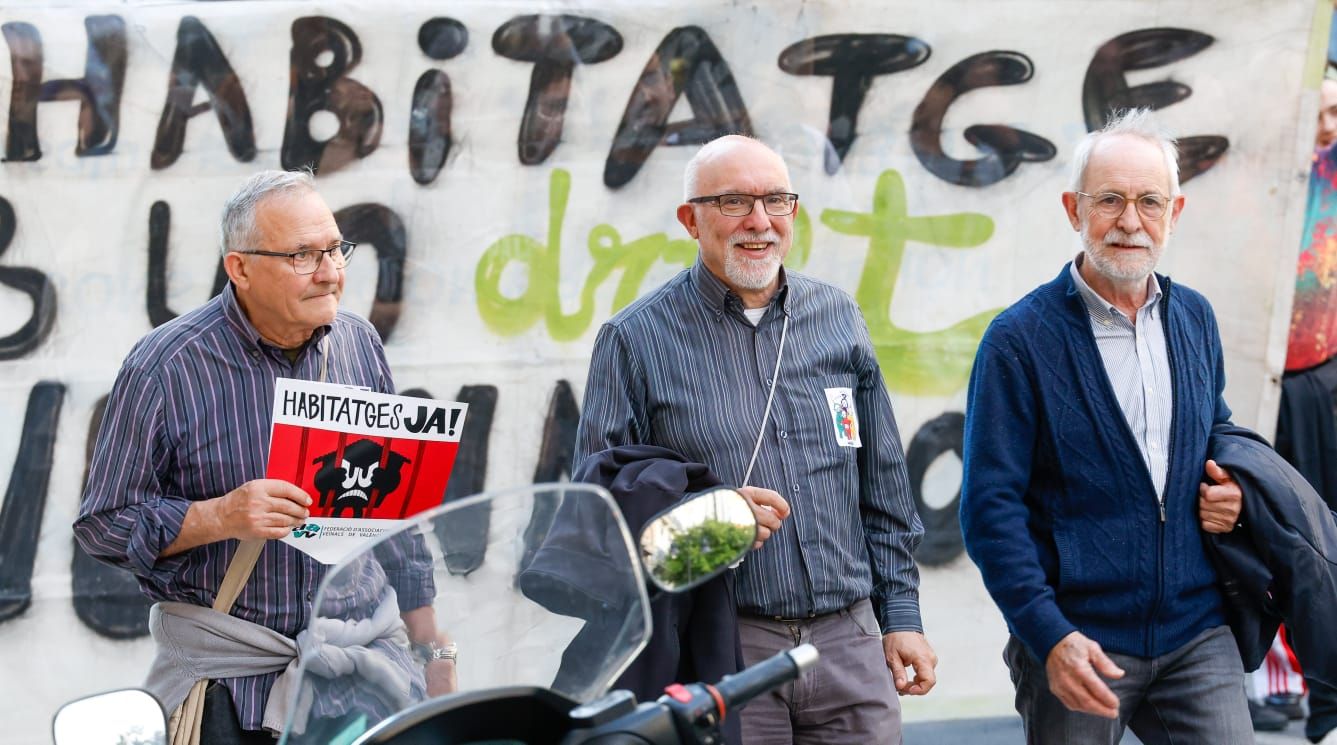 La protesta por el acceso a una vivienda digna en València, en imágenes