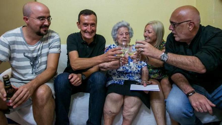 Mistela y cava para vivir 100 años