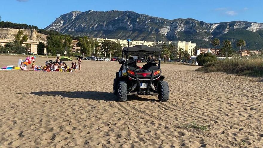Dénia tanca tres platges per contaminació d’aigües fecals