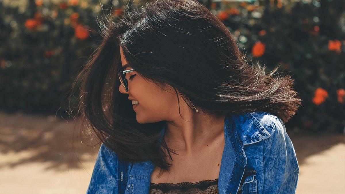 El cepillo favorito de las influencers: desenreda sin romper el cabello y evita el frizz