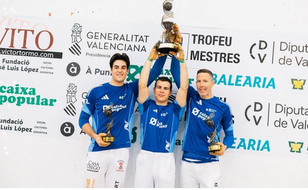 Alejandro, Hilari i Salva, campions del Mestres d'escala i corda.