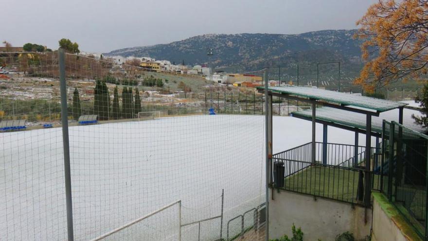 La nieve llega esta madrugada a varias comarcas de la provincia