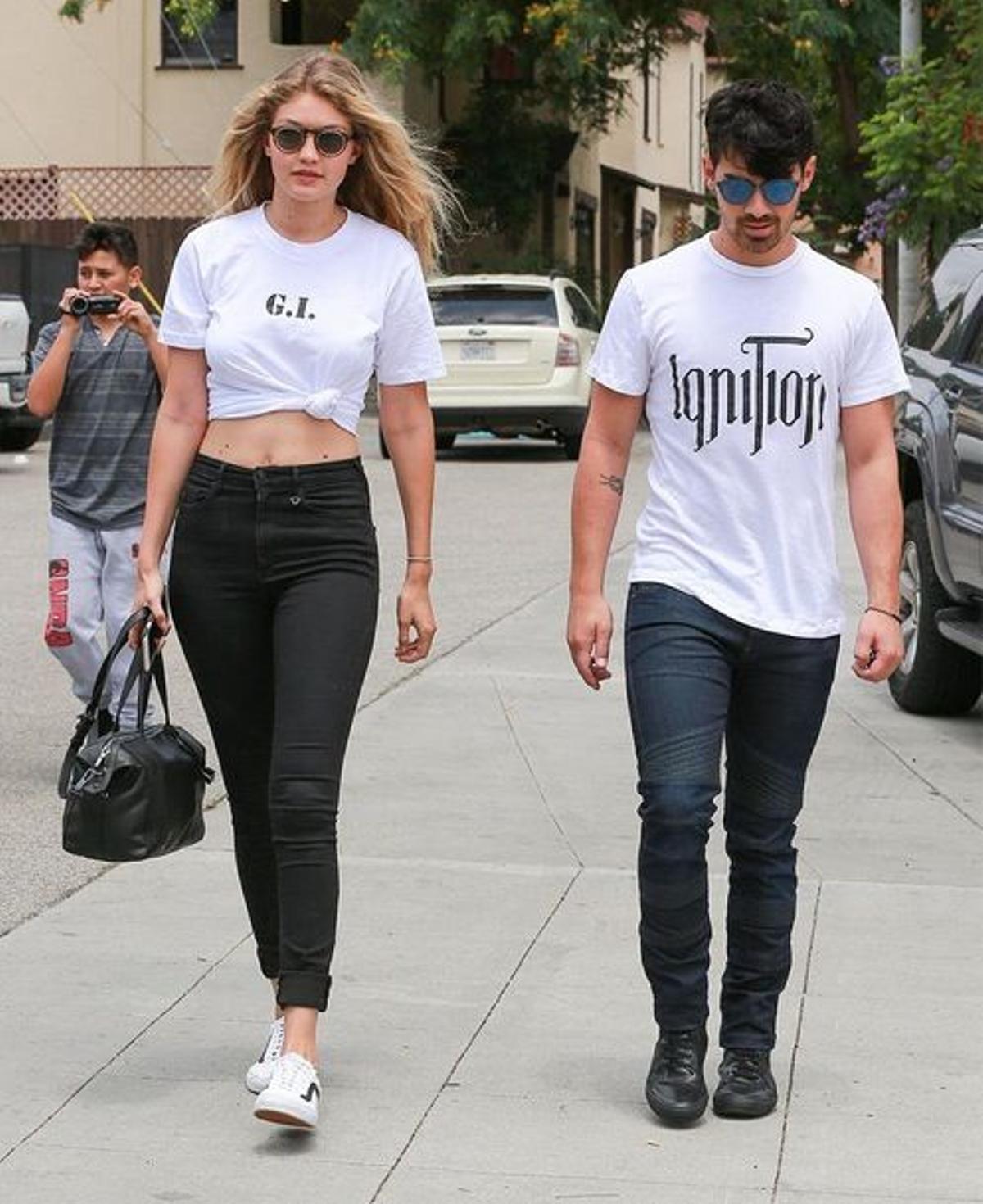 Gigi Hadid con camiseta 'G.I. Joe'