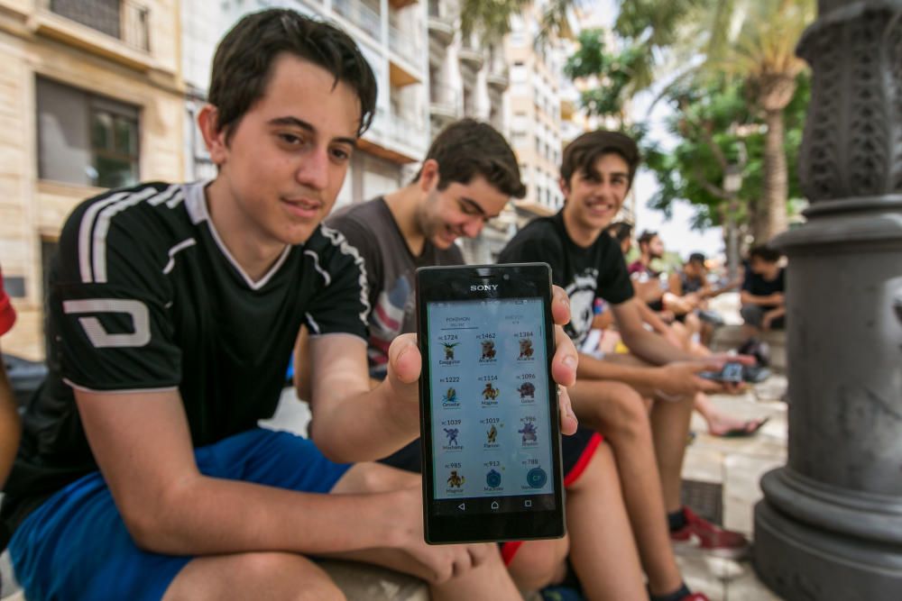 Pokémon Go conquista las calles de Elche