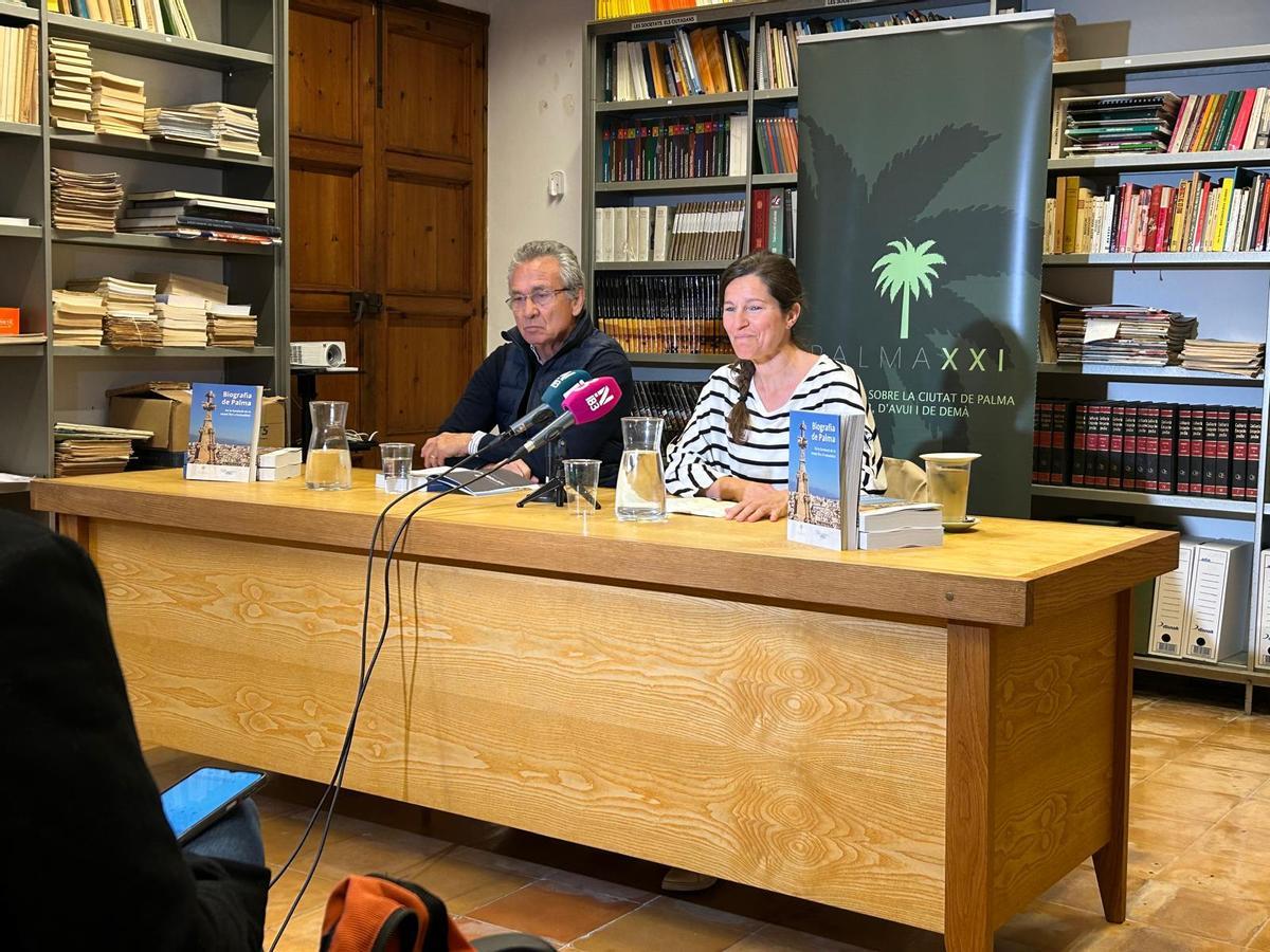 Jaume Garau y Cristina Llorente, este martes en la presentación.