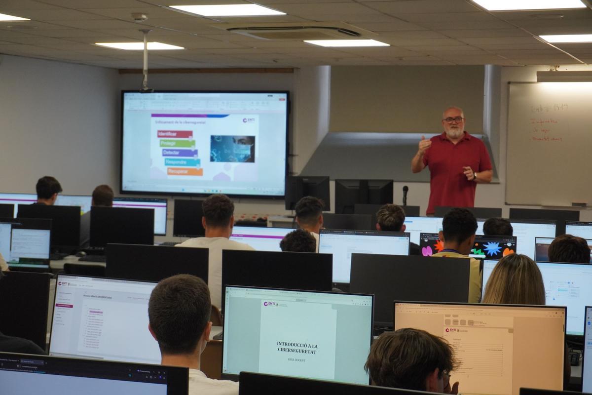 Una clase de ENTI-UB