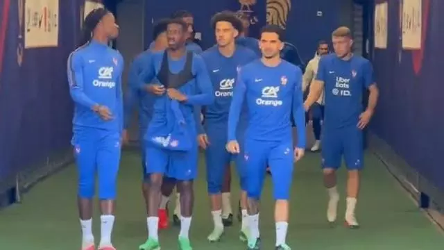 La Francia de Zidane se mide esta noche en el Stade de France a una renovada Italia con la intención de prolongar su racha