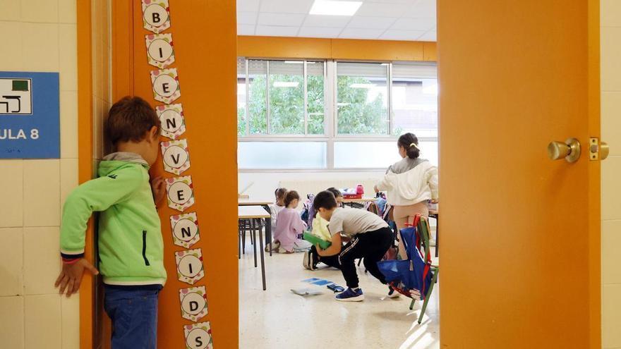 Cada día lectivo, y con el curso ya empezado, se incorporan de media 15 alumnos extranjeros al sistema educativo gallego