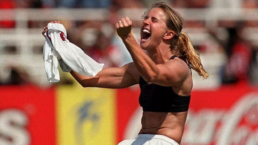 Brandi Chastain, en la seva icònica celebració