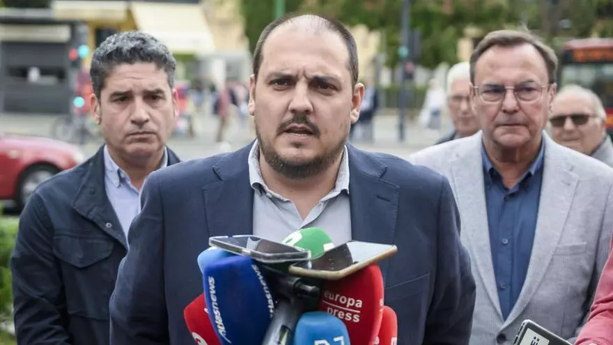 VÍDEO | El alcalde de Adamuz estalla en plena campaña electoral