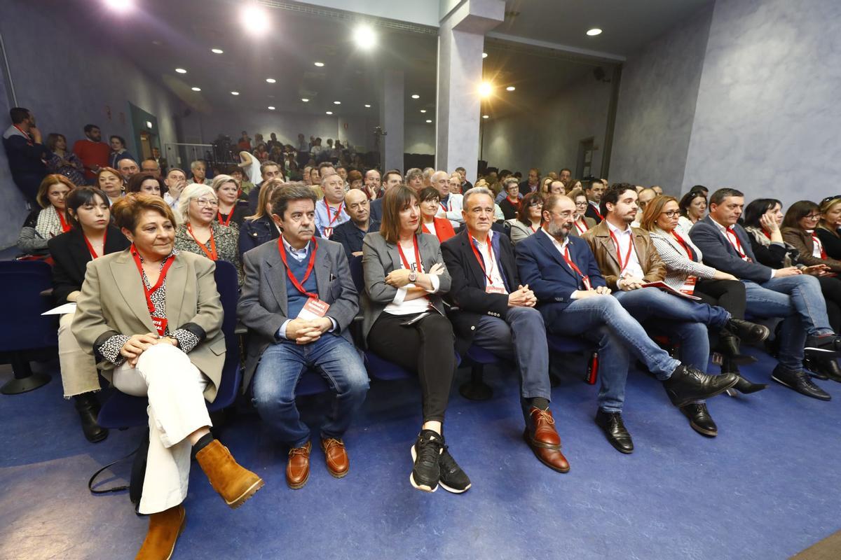 Los alcaldables del PSOE, en primera fila en el Comité Regional que ha ratificado las listas.