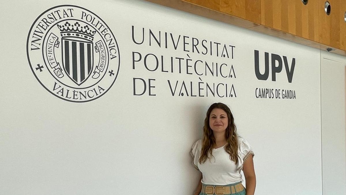 La investigadora, en el Campus de Gandia de la Universitat Politècnica de València
