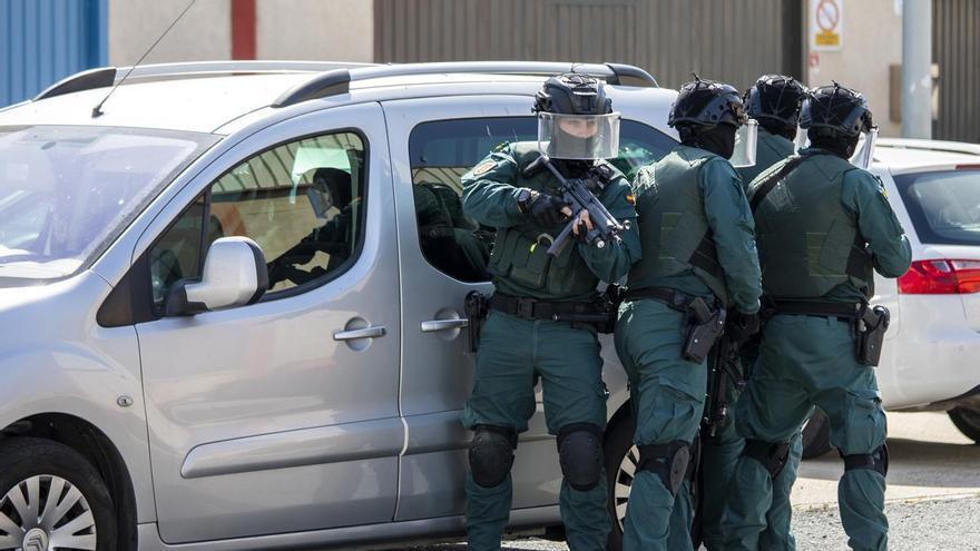 La Guardia Civil despliega un operativo contra el narcotráfico en Isla Cristina y Ayamonte