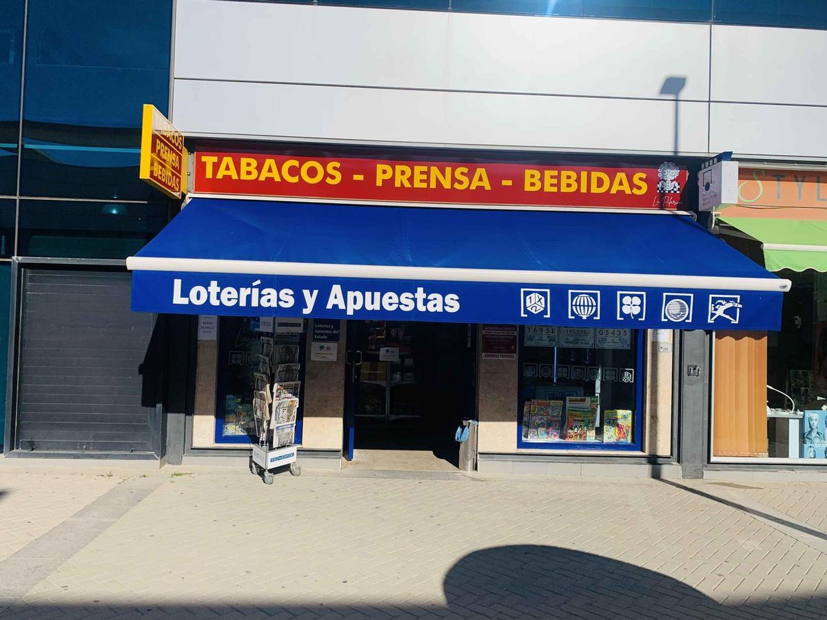 Receptor agraciado de Gran Alacant con el segundo premio de la Primitiva