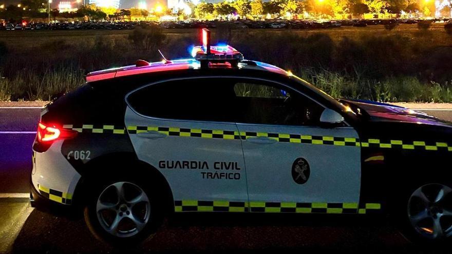 Cazado por conducir sin carné, con cannabis y darse a la fug