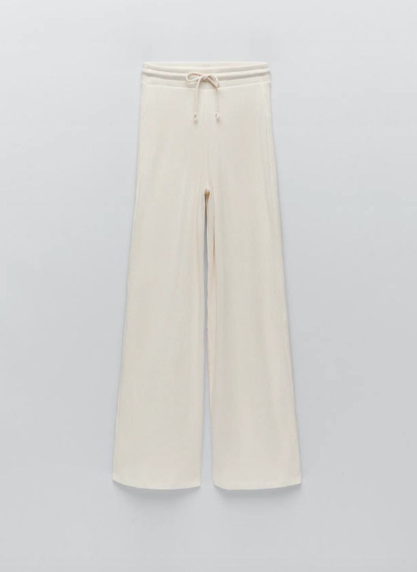 Pantalón de punto, de Zara