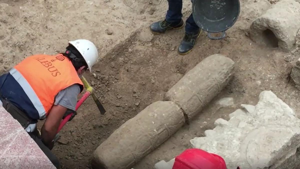 Descubren columna romana bien conservada en las excavaciones de Petrer