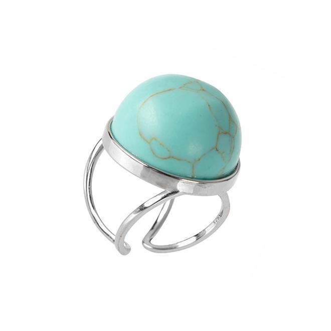 Anillo XXL diseñado por Sara Carbonero para Agatha París