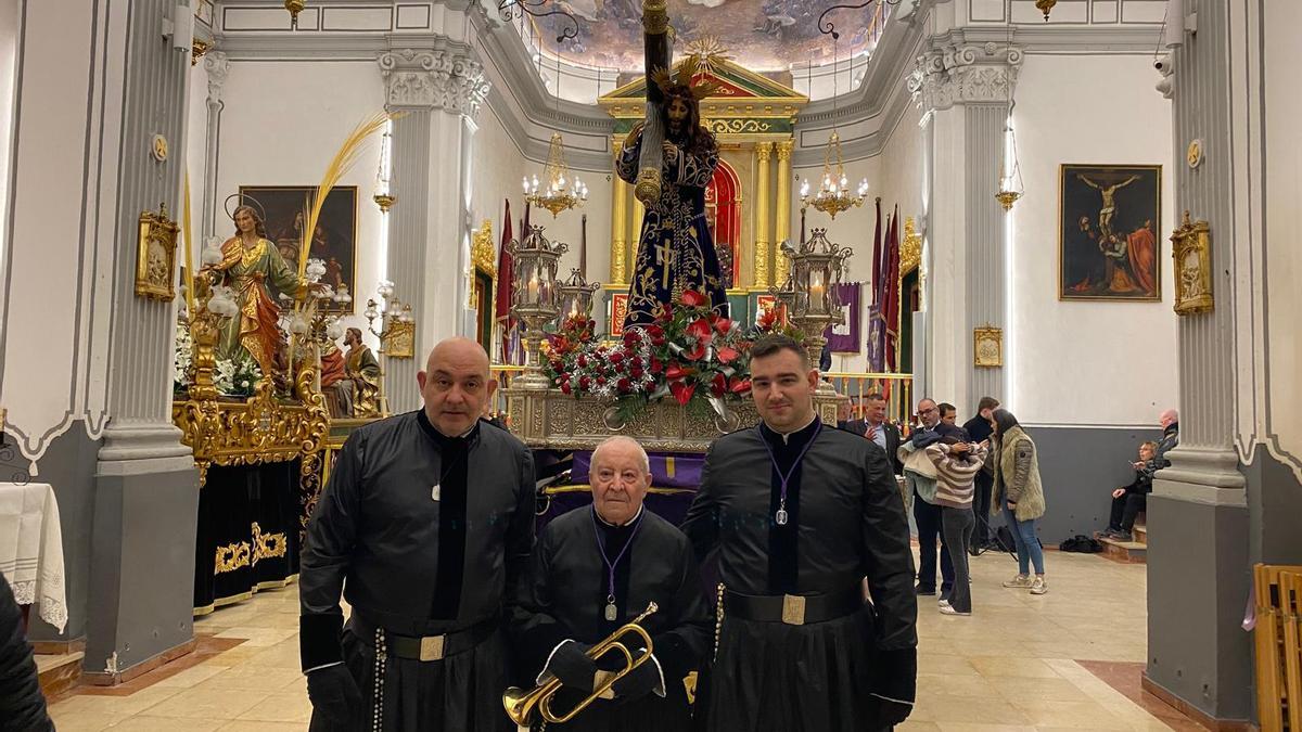 Los Melià, en la ermita de la Sang.