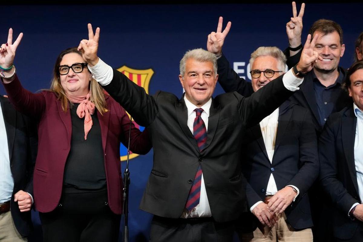 Laporta celebra el seu triomf en les eleccions per escollir el nou president del FC Barcelona fins al 2031