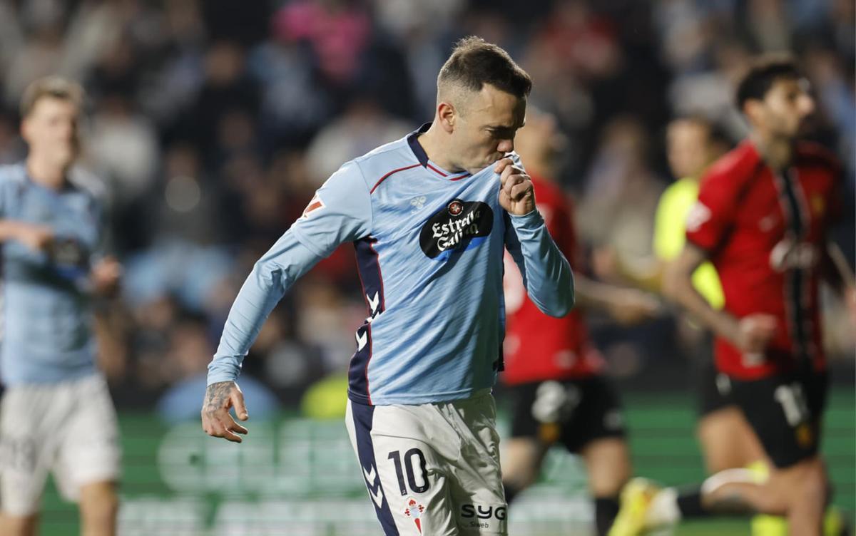Iago Aspas celebra su gol de penalti en el minuto 85.