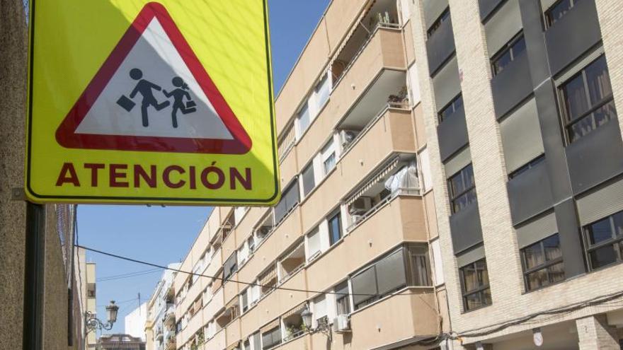 Intervienen 17 puntos de venta de droga situados junto a colegios valencianos