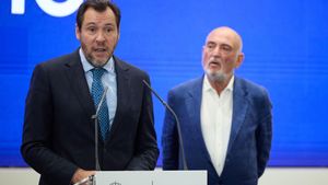 Puente anuncia que el ministerio de Transportes está dispuesto a asumir la ampliación del tren de Cercanías a Navalcarnero
