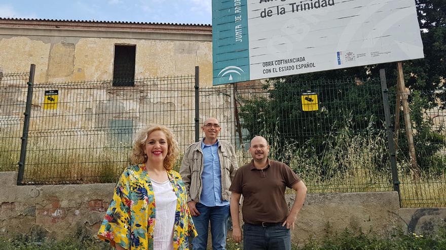 Los concejales de IU Málaga para la Gente, en el antiguo convento de La Trinidad