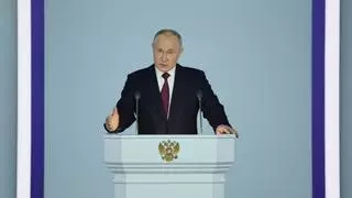 Putin suspende el tratado de desarme nuclear y advierte de que derrotar a Rusia es "imposible"