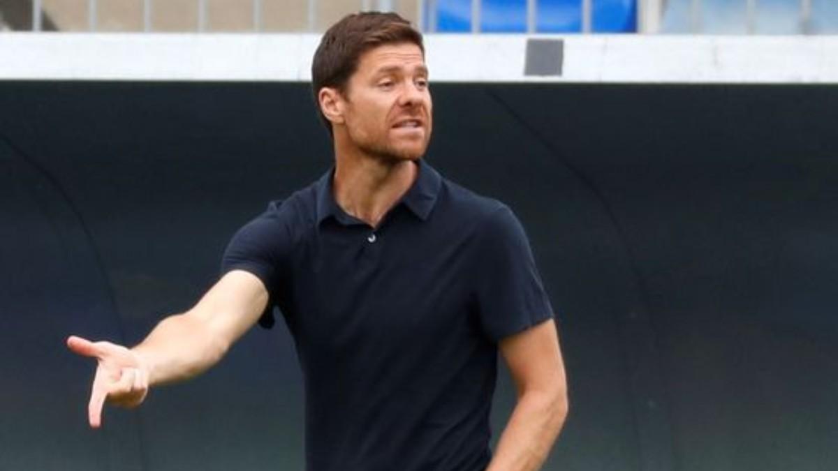 La Real quiere a Xabi Alonso en su filial ya sea en Segunda o Primera RFEF | EFE