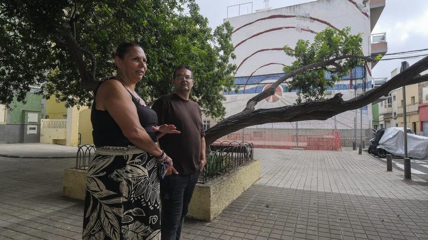 La plaza de La Ilusión se resquebraja