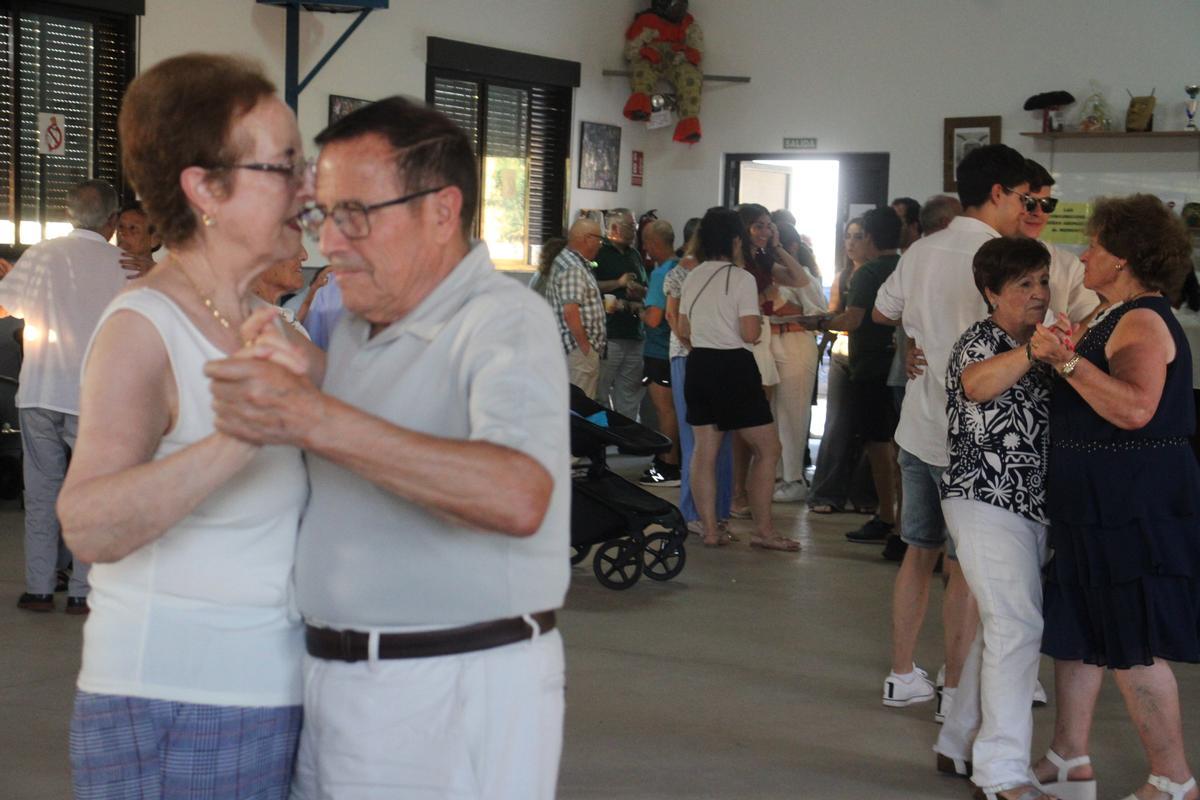 Villanueva de Valrojo festeja a su patrona