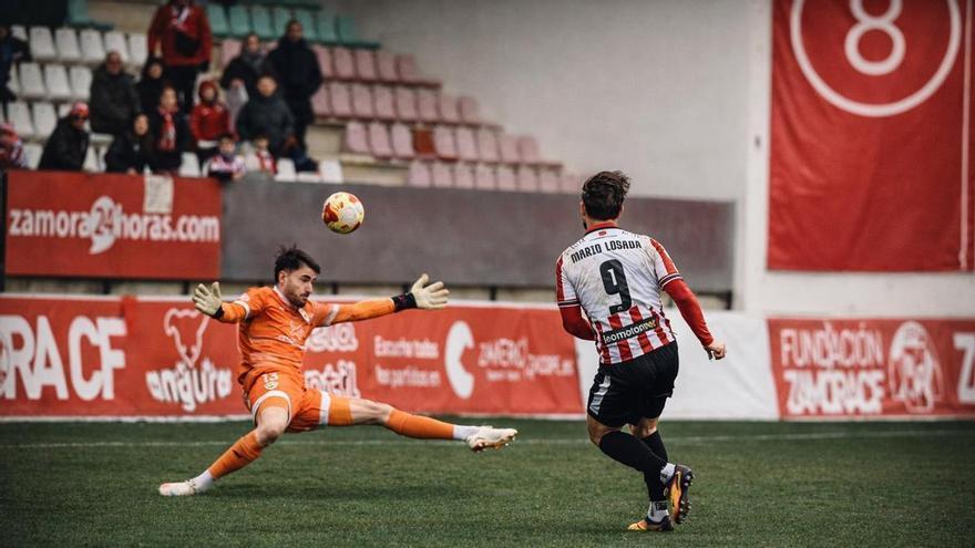 El Zamora CF, obligado a mejorar sus registros para luchar por el ascenso