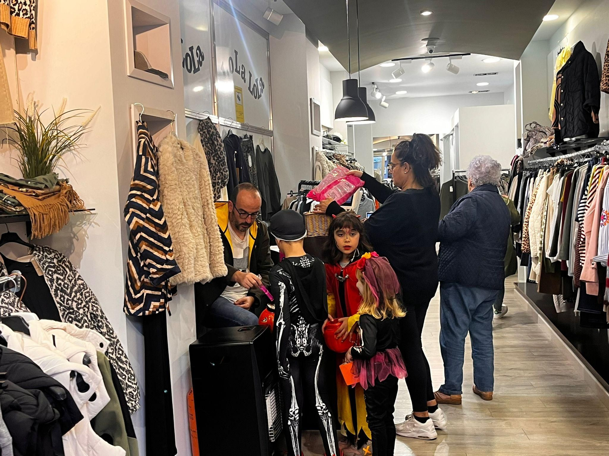 Sada celebra Samaín con casi una treintena de comercios participantes en el 'Truco o Trato'