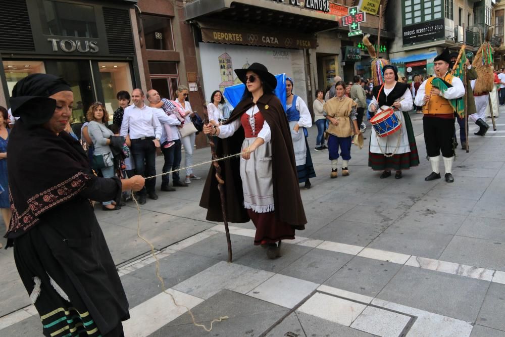 Desfile de mascaradas en Zamora