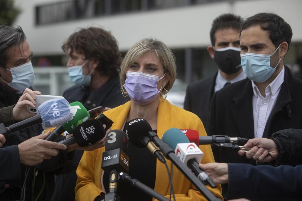 Pedro Sánchez visita la farmacèutica Hipra a Amer