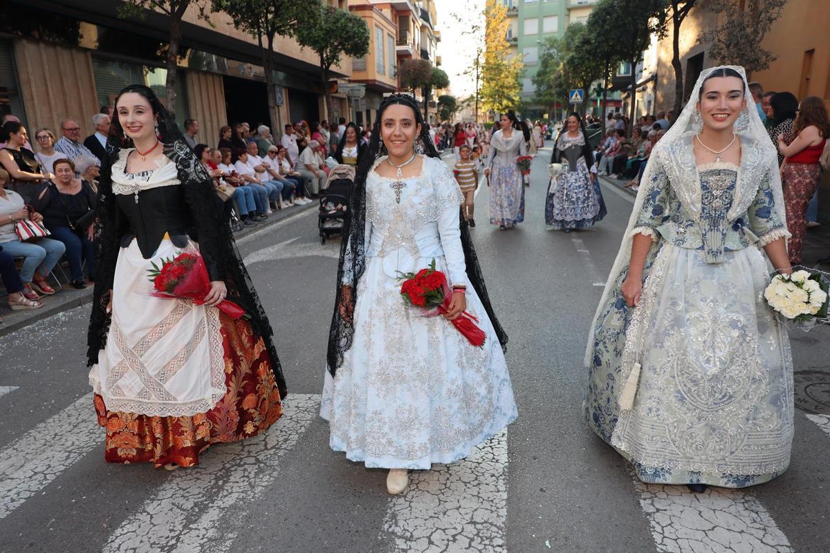 Fotogalería I Almassora se vuelca en el traslado y la ofrenda a su patrona, Santa Quitèria