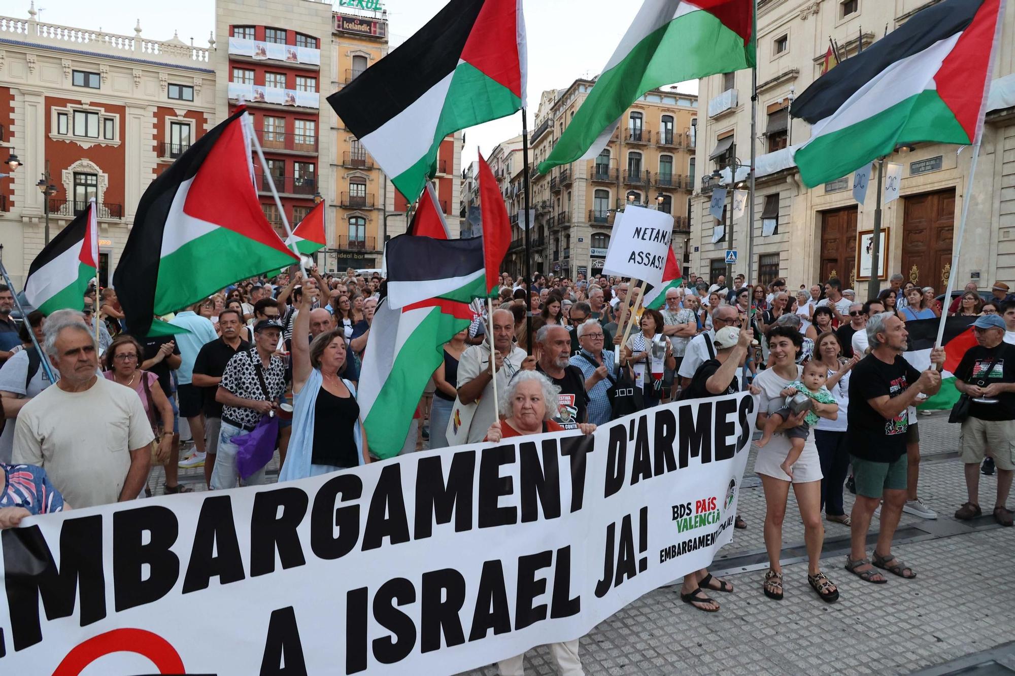 Concentración en Alcoy contra el genocidio en Gaza