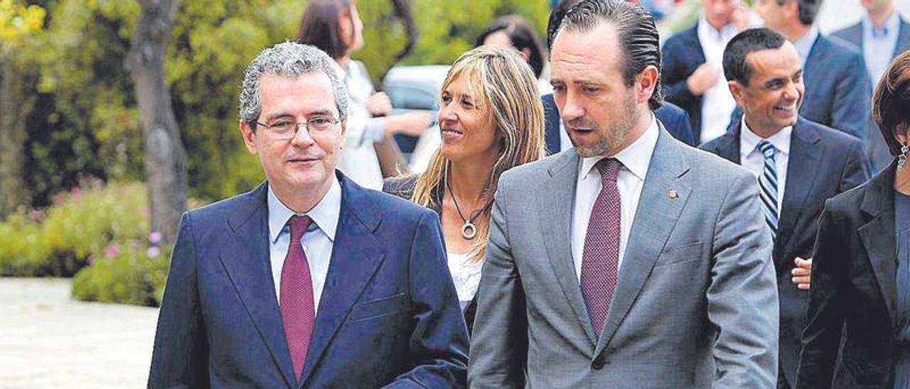 Pablo Isla, depuesto presidente de Inditex a petición propia, tiene casa en Canyamel y en Mallorca se ha acompañado de José Ramón Bauzá.