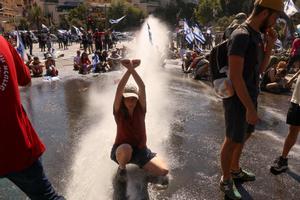 Las protestas masivas continúan en Israel por la reforma judicial