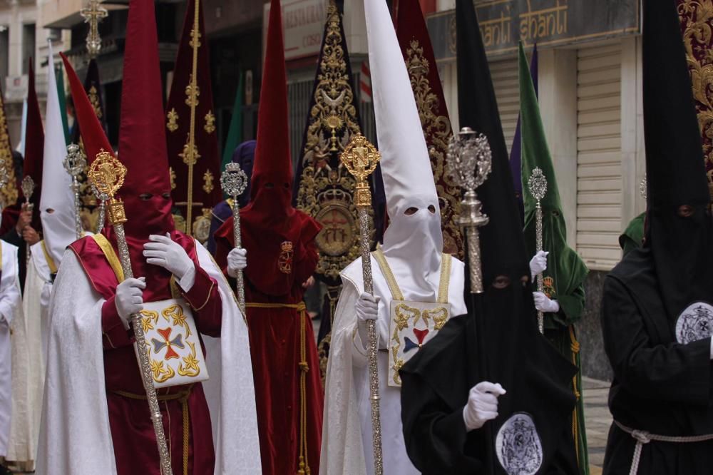 Las imágenes del Resucitado, la procesión del Domingo de Resurrección que pone punto final a la Semana Santa de Málaga