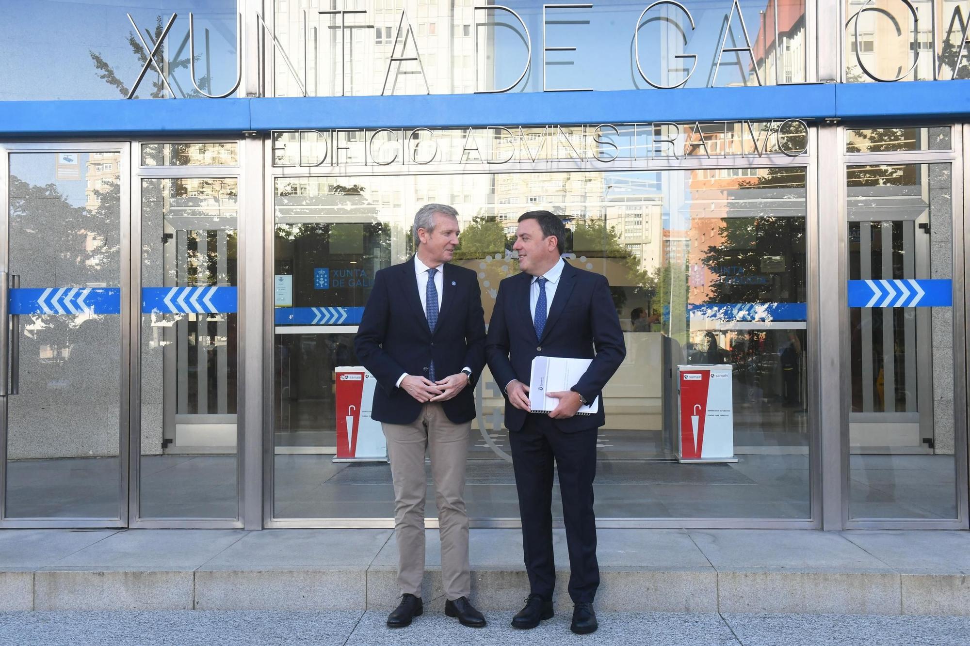 Reunión en A Coruña de los presidentes de la Xunta y la Diputación