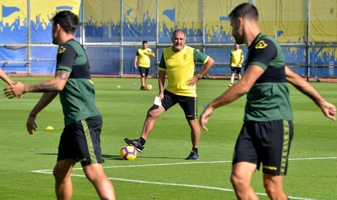 20/11/2018 EL HORNILLO, TELDE. Entrenamiento de ...