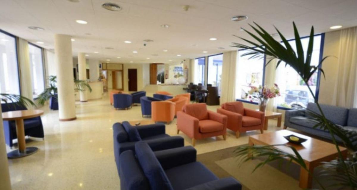 La recepció és funcional i acollidora |