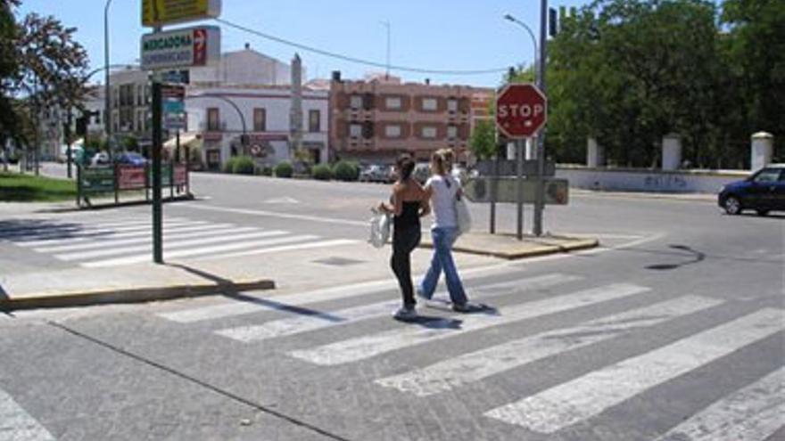 Zafra mejora la accesibilidad de las zonas peatonales y plazas