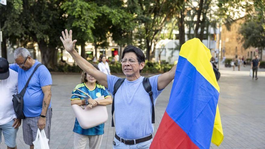Colombianos de Mallorca se reúnen con emoción para orar por los afectados del terremoto: "La sensación es muy fuerte"