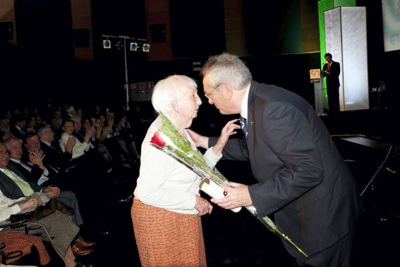 Fotogalería: 50 aniversario del Estadio Miralbueno "El Olivar"