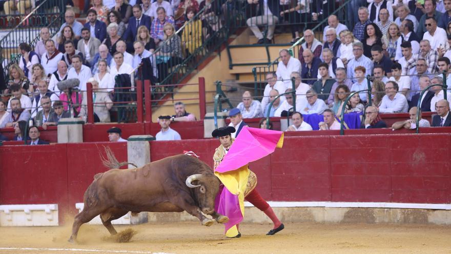 Feria del Pilar: La Misericorida se rinde de pronto al &#039;moranteo&#039;