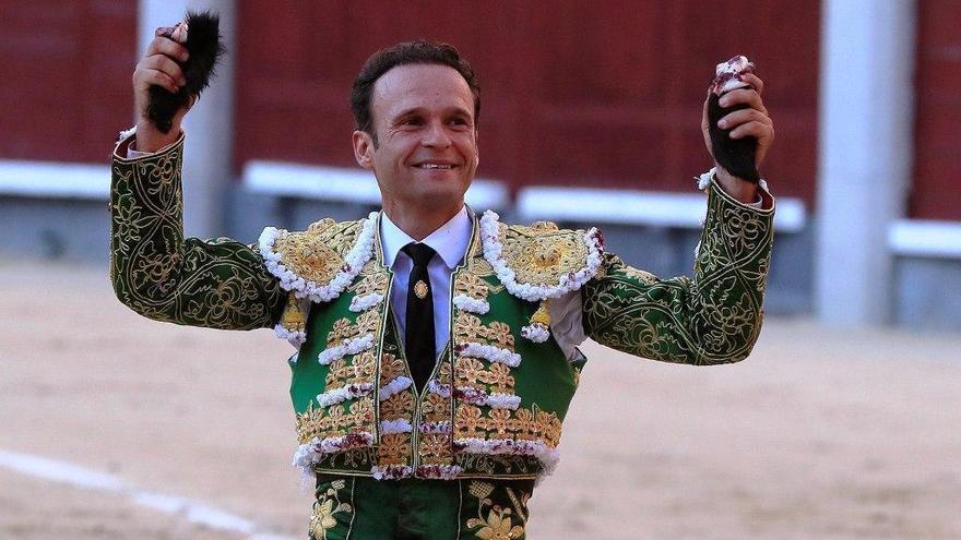 Doblete de Antonio Ferrera en la feria taurina de Badajoz