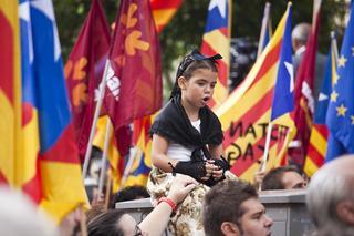 La encuesta sobre la independencia que publica EL PERIÓDICO provoca debate en la red